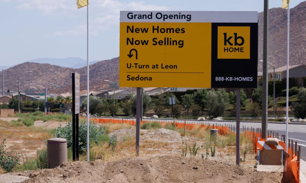 KB Home Delivers Fewer Homes, Narrows Profit Amid Housing Market Stagnation