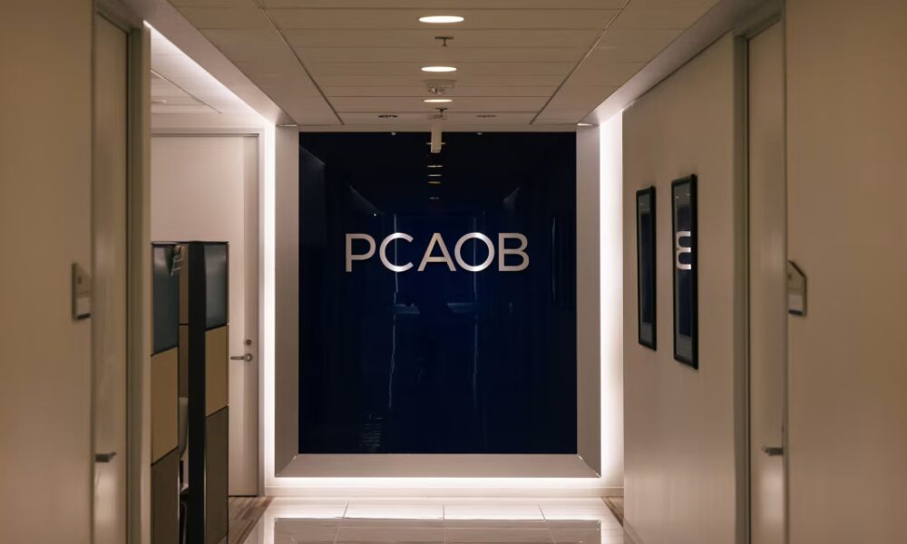PCAOB to Cut Chair’s Pay by More Than Half Amid SEC Pressure