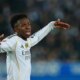 Vinicius, cornered between goals that don't come and whistles that hurt