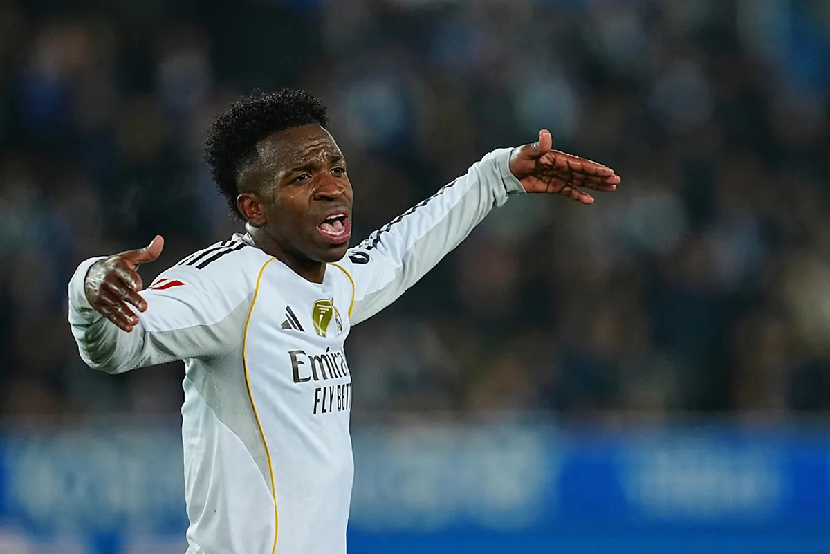 Vinicius, cornered between goals that don't come and whistles that hurt