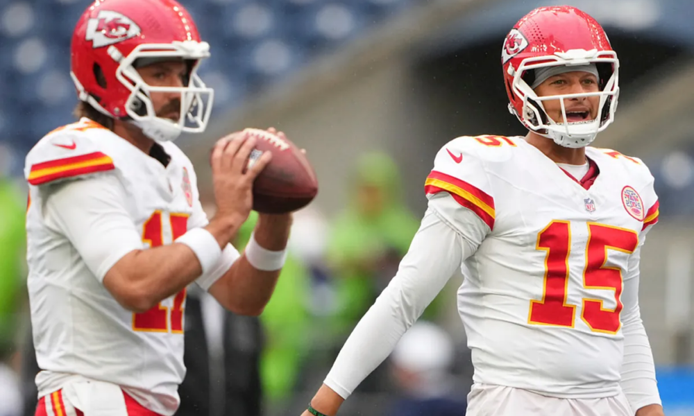 NFL fans react to the Chiefs' "curse" following Mahomes and Minshew's ACL injuries