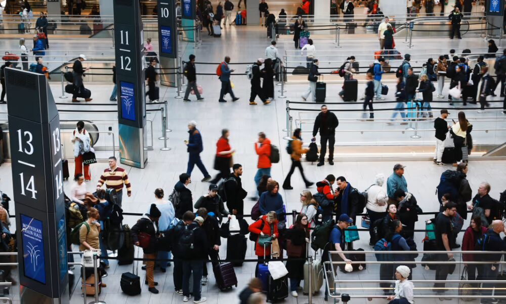 The Economy Is Heating Up. Why the Experts Keep Getting It Wrong.