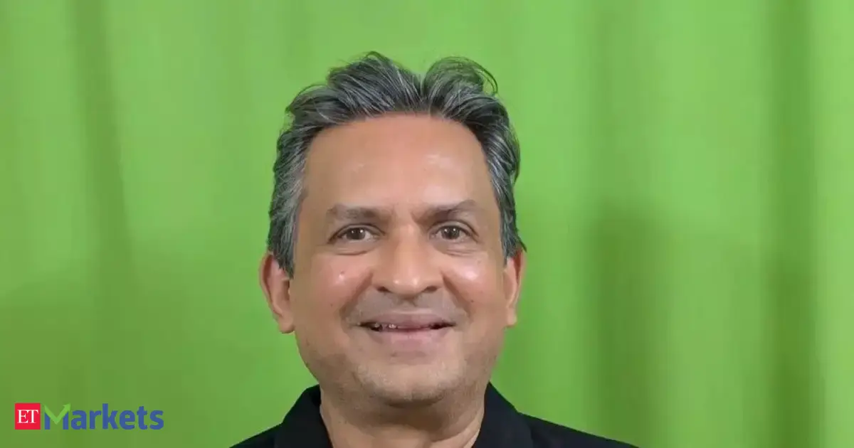 ETMarkets Smart Talk | Gold, Silver unlikely to repeat 2025 rally; geopolitics key in 2026: Dhiren Shah