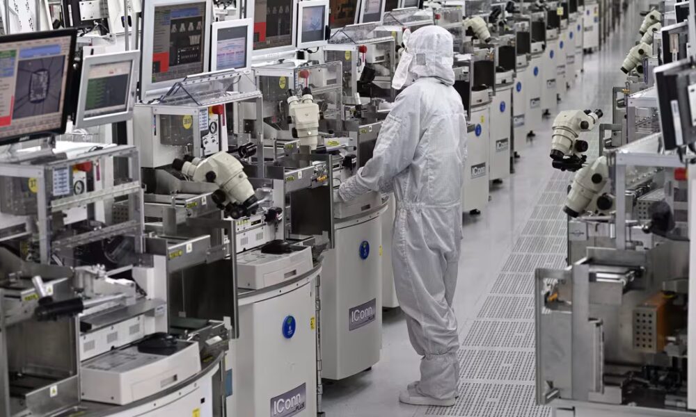 The Outlook for Chinese Stocks and Economy Hinges on the U.S.