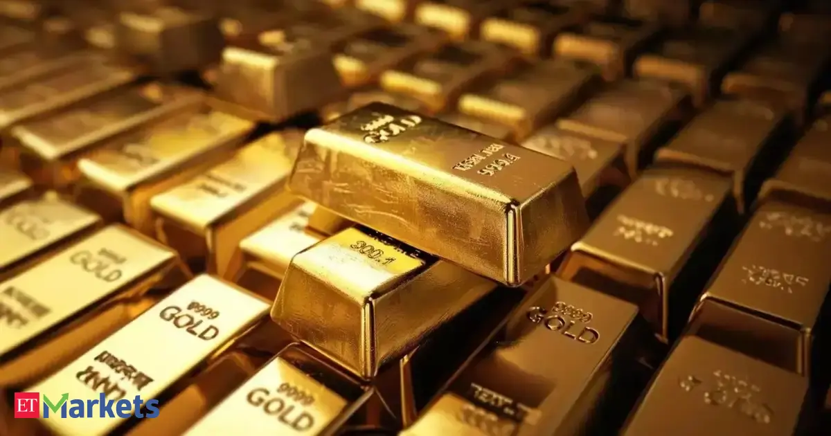 UBS lifts gold outlook, sees prices rising to $5,000/oz in 2026