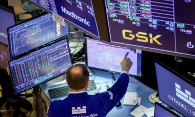 In a Wild Year for Markets, Investors Who Did Nothing Did Just Fine