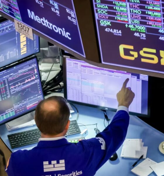 In a Wild Year for Markets, Investors Who Did Nothing Did Just Fine