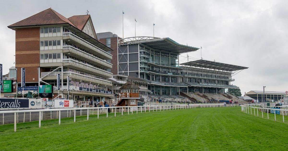 York Racecourse to expand accommodation for stable staff