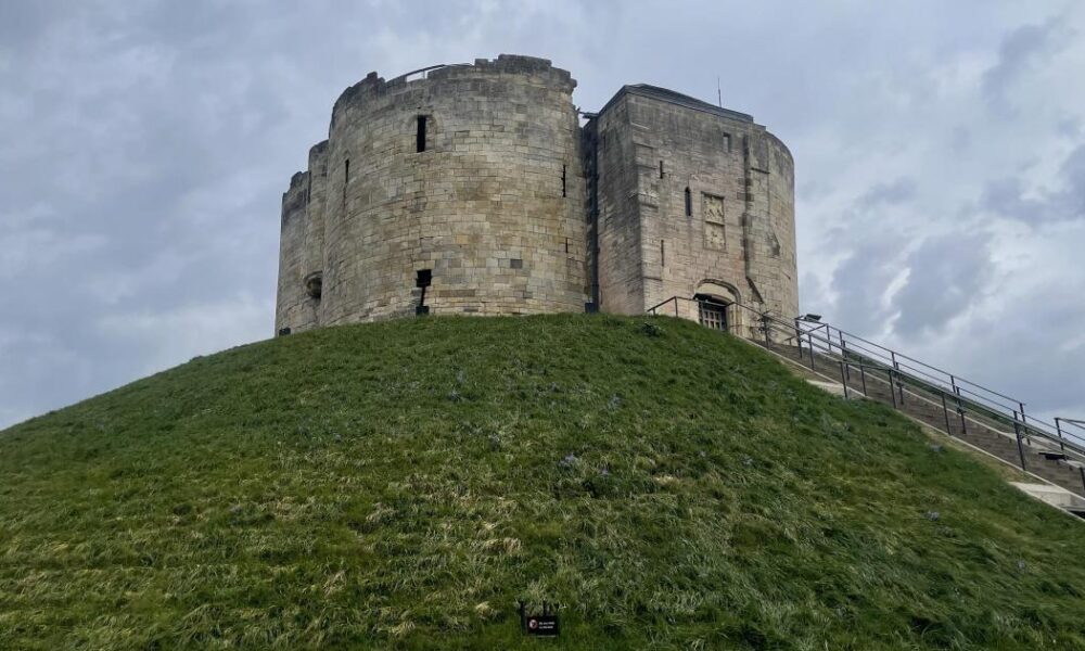 York weekend weather forecast: showers with highs of 13C