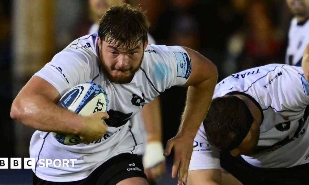 Pedro Rubiolo runs with the ball