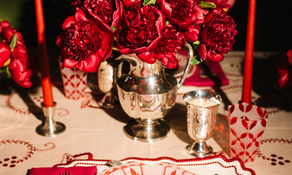 Setting The Holiday Table - Julia Berolzheimer