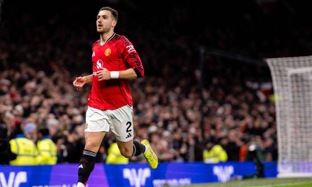 Ruben Amorim team news update for Wolves v Man Utd | 8 December