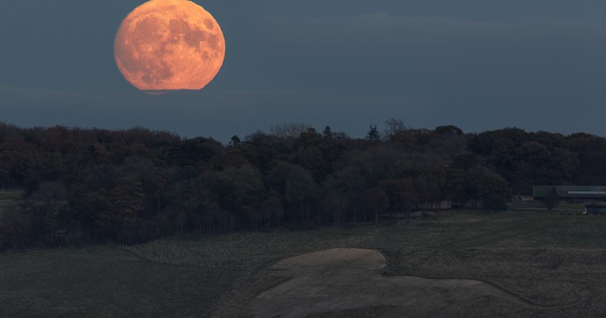 How to see the next 'super' full moon on Thursday night