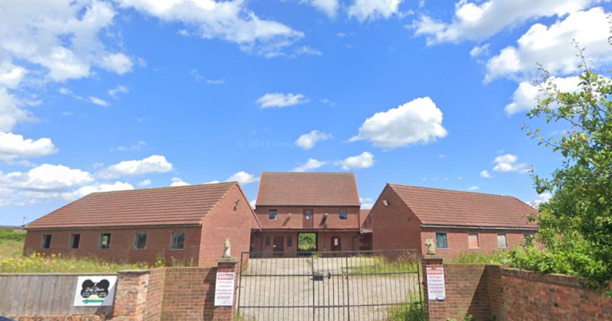 Plans to convert stables in Darlington into homes submitted