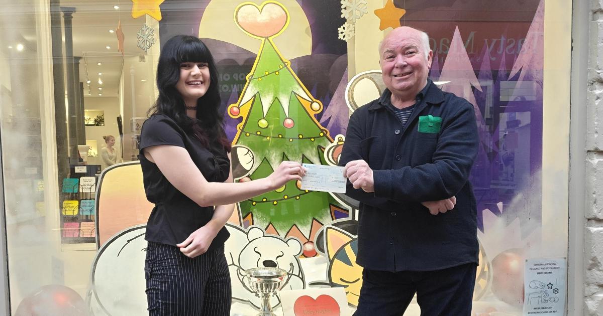 Art student Libby wins Mackenzie Thorpe design contest