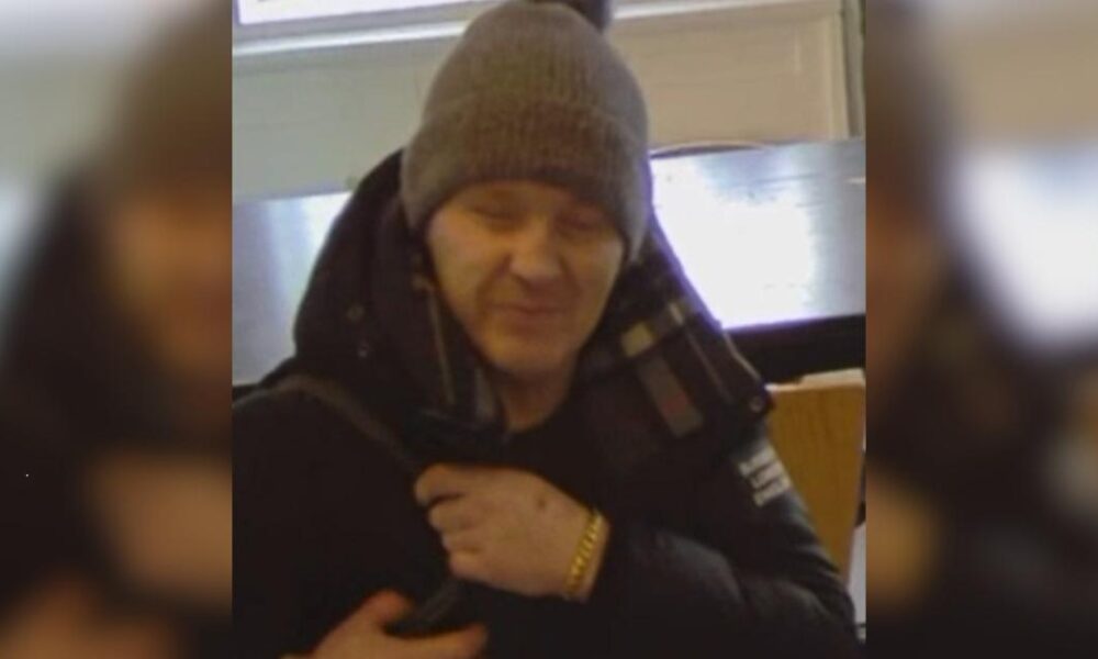 Tadcaster: Broken Bridge pub staff member’s phone stolen