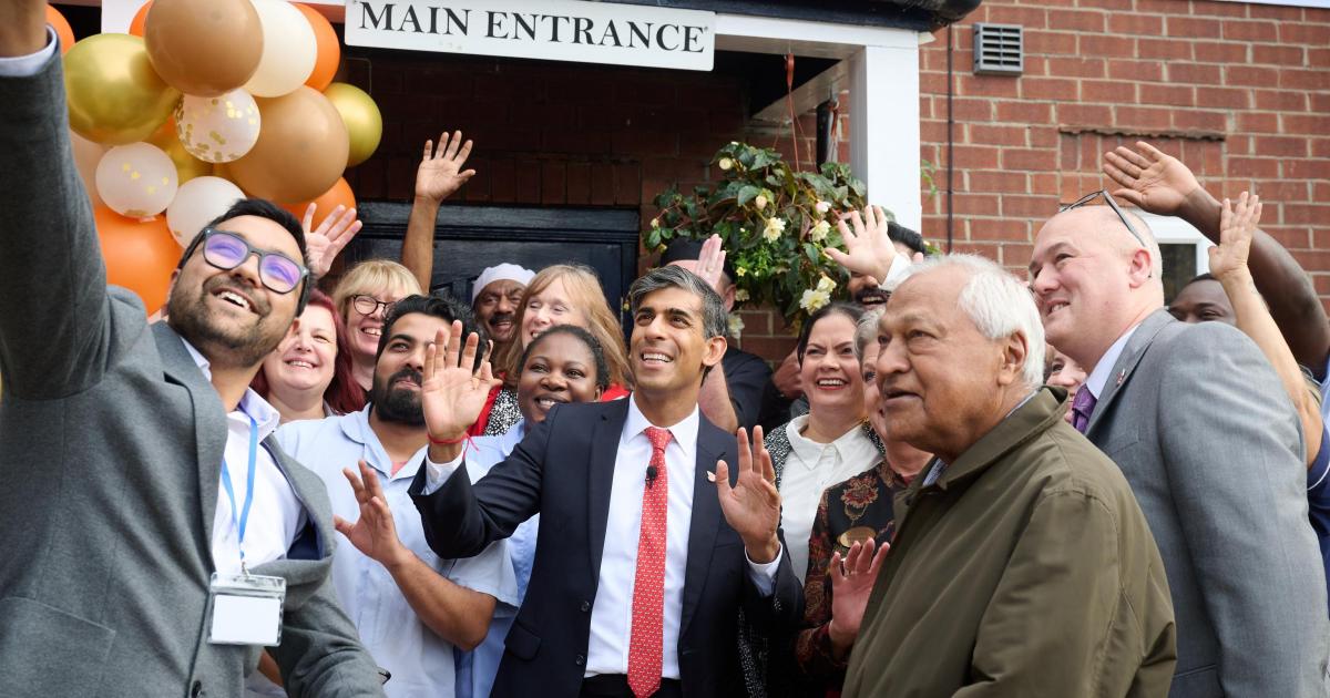 Rishi Sunak visits residents of Southwoods in Northallerton