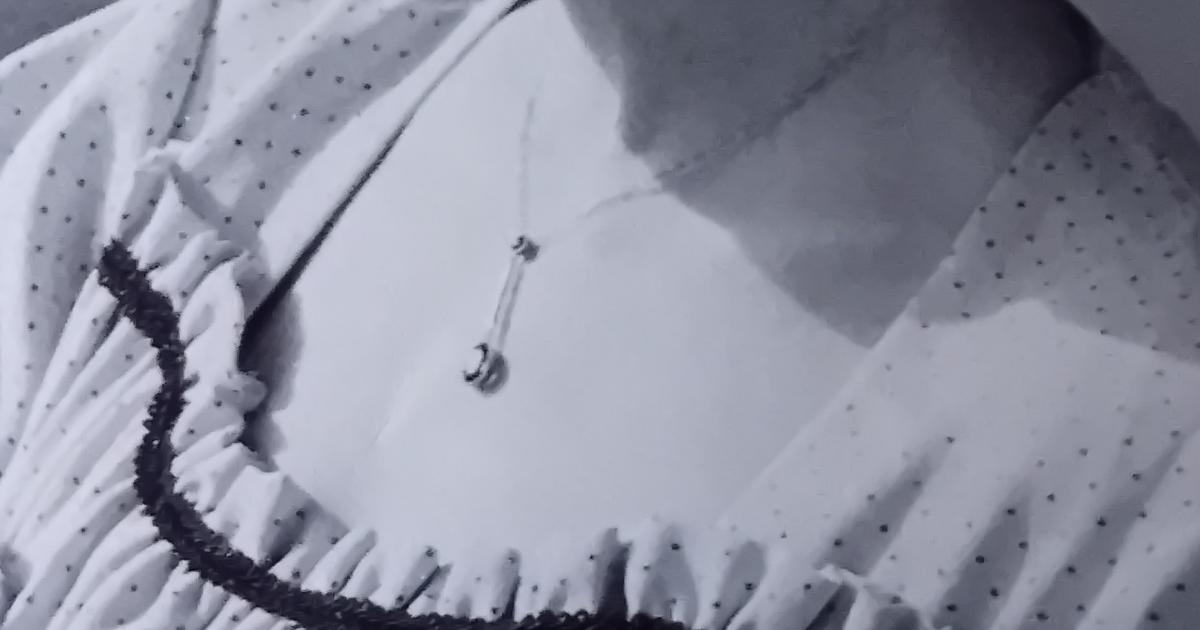 Jewellery stolen during burglary at Woodthorpe home