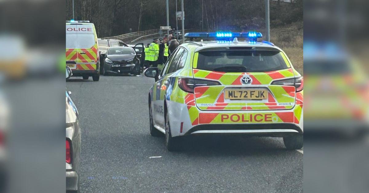 Emergency services called to three-car crash in Moses Gate