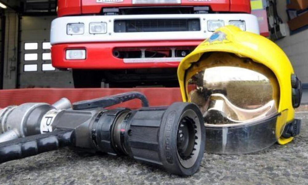 Leigh house fire sees family flee as firefighters extinguish blaze