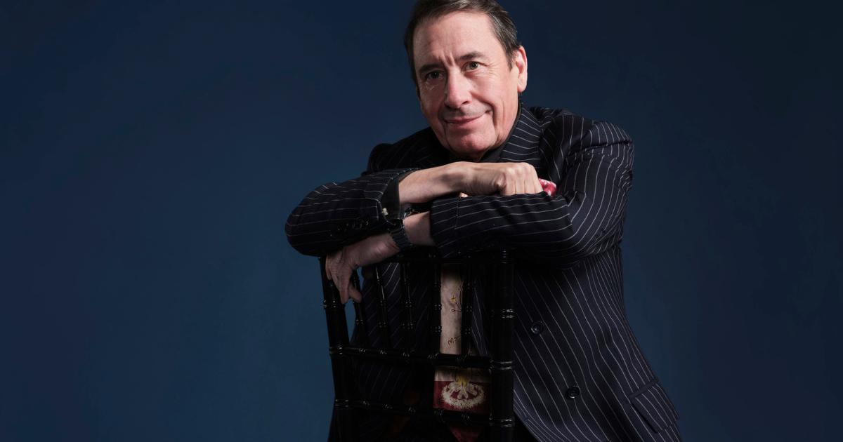 How to watch Jools Holland's 2025 Annual Hootenanny