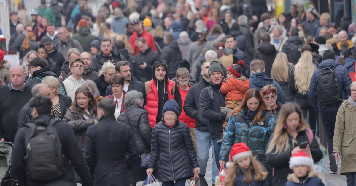 Last-minute Christmas shoppers in Darlington and Newcastle