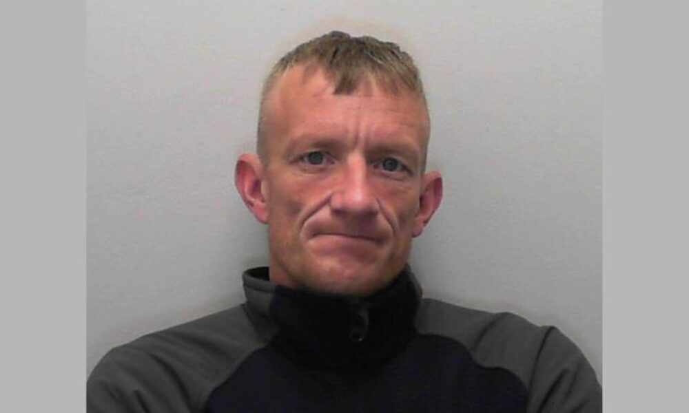 Anthony Vipas jailed at York Magistrates Court for theft