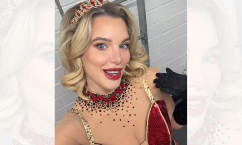 Last chance to see Helen Flanagan as the Wicked Queen