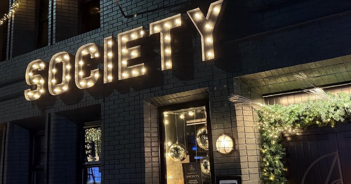 Atherton bar owner 'proud' of staff in face of 'increasing abuse'