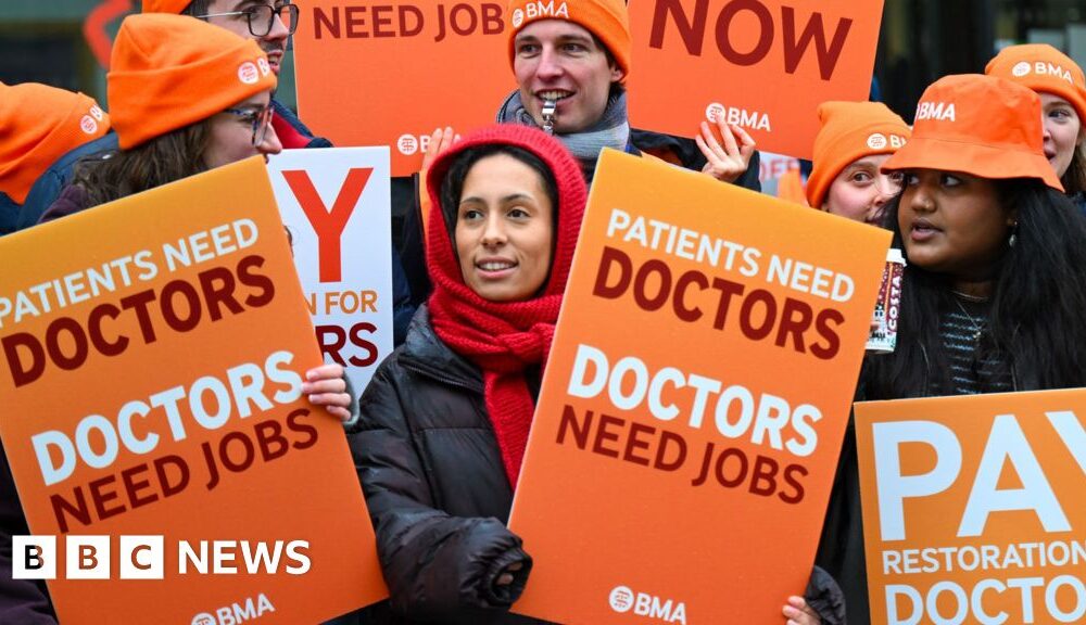 Doctors return to work in England after five-day strike