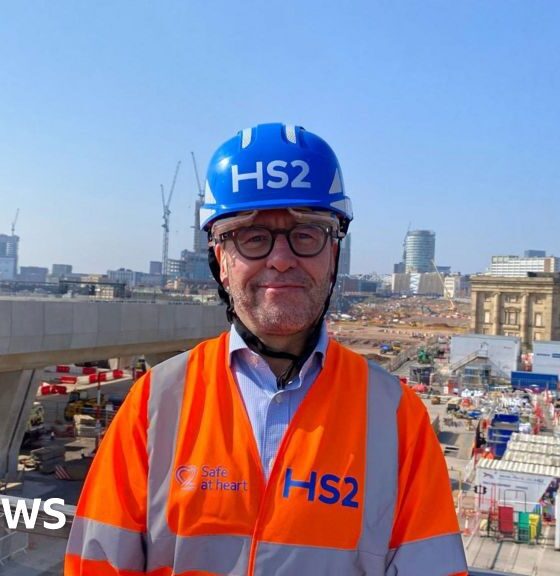HS2 goal to be up and running by 2033 'cannot be met'