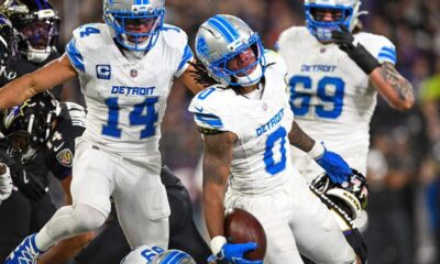 Lions beat Cowboys to stay in the hunt