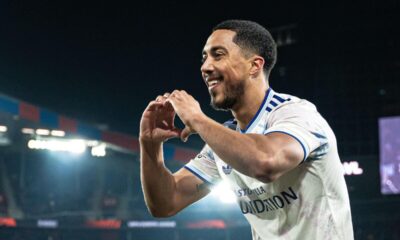 Emery's men through to knockouts