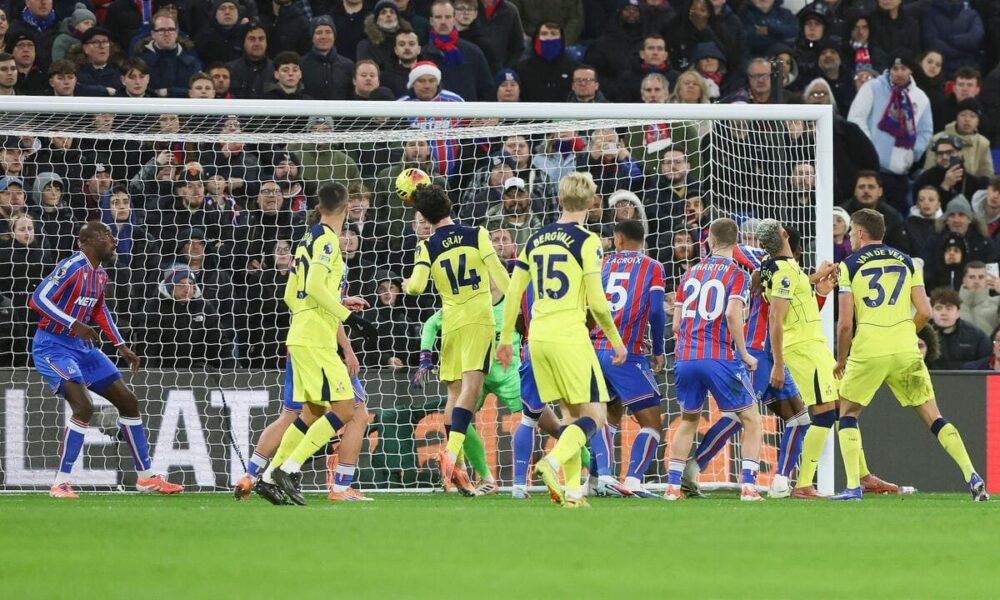 Gray goal gives Frank welcome win