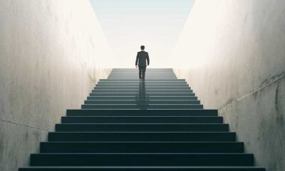 Dow Jones Futures Rise As American Eagle, Marvell Jump On Earnings; Key Economic Data Due