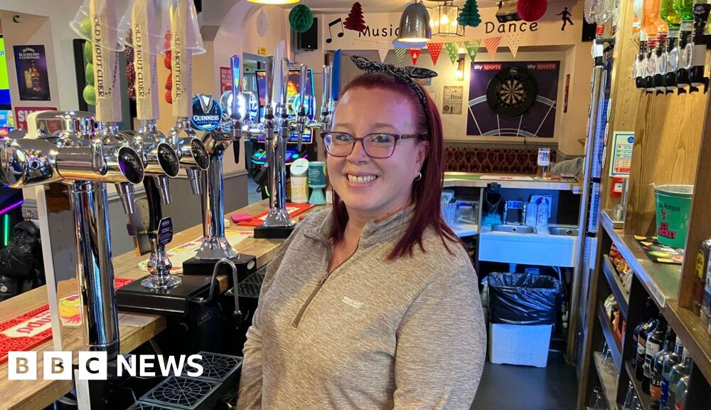 'Second home' pub opens as a warm space to combat heating bills