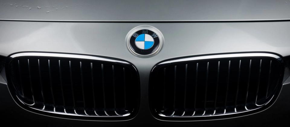 BMW Taps JPMorgan for First Onchain Programmable FX Payment