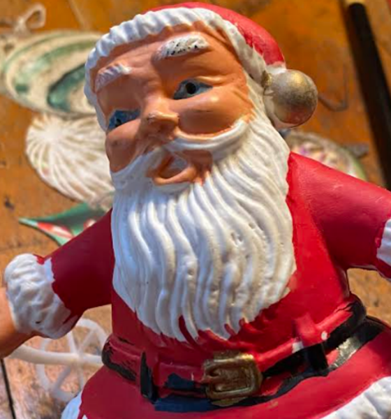 Why I Like To Spend The Holidays Alone