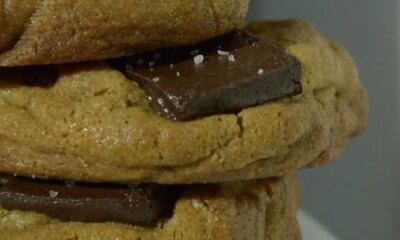 How Bakeries Keep Cookies Soft For Days