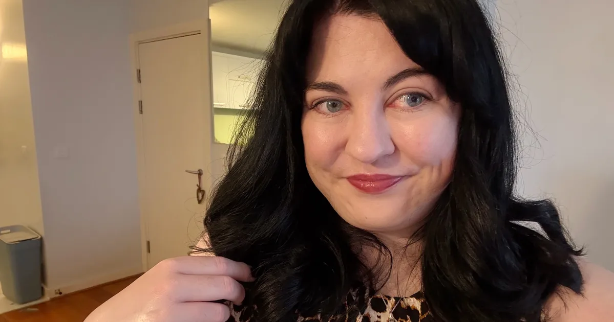 Review: I Tried The Dyson Airwrap I.D. And It's A Game-Changer