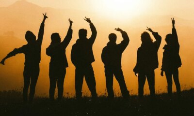 Gen Z Share How They Make Friends In A Loneliness Epidemic