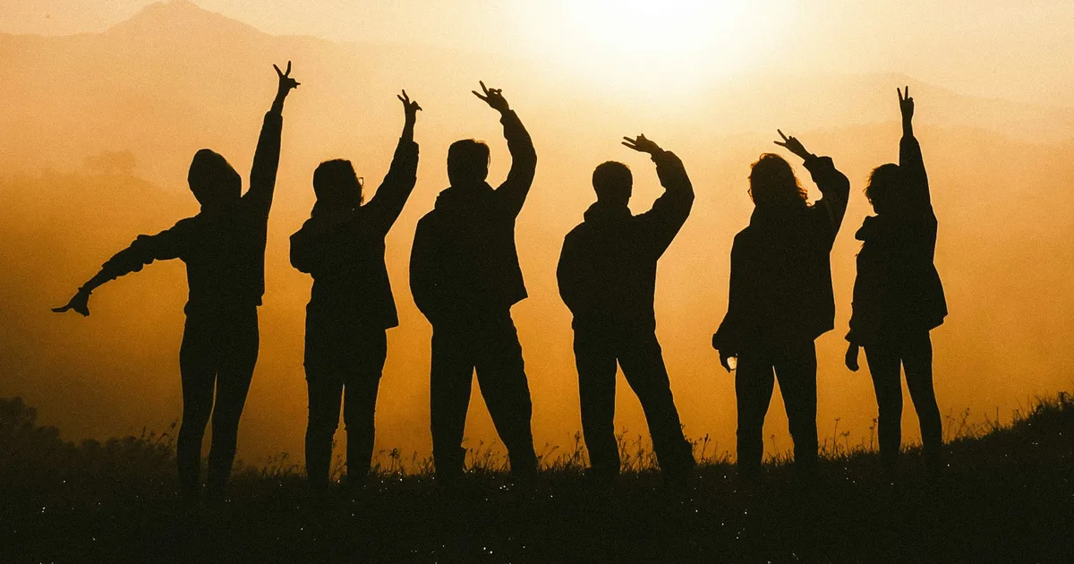 Gen Z Share How They Make Friends In A Loneliness Epidemic