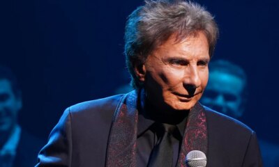 Barry Manilow To Undergo Surgery After Lung Cancer Diagnosis