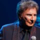 Barry Manilow To Undergo Surgery After Lung Cancer Diagnosis