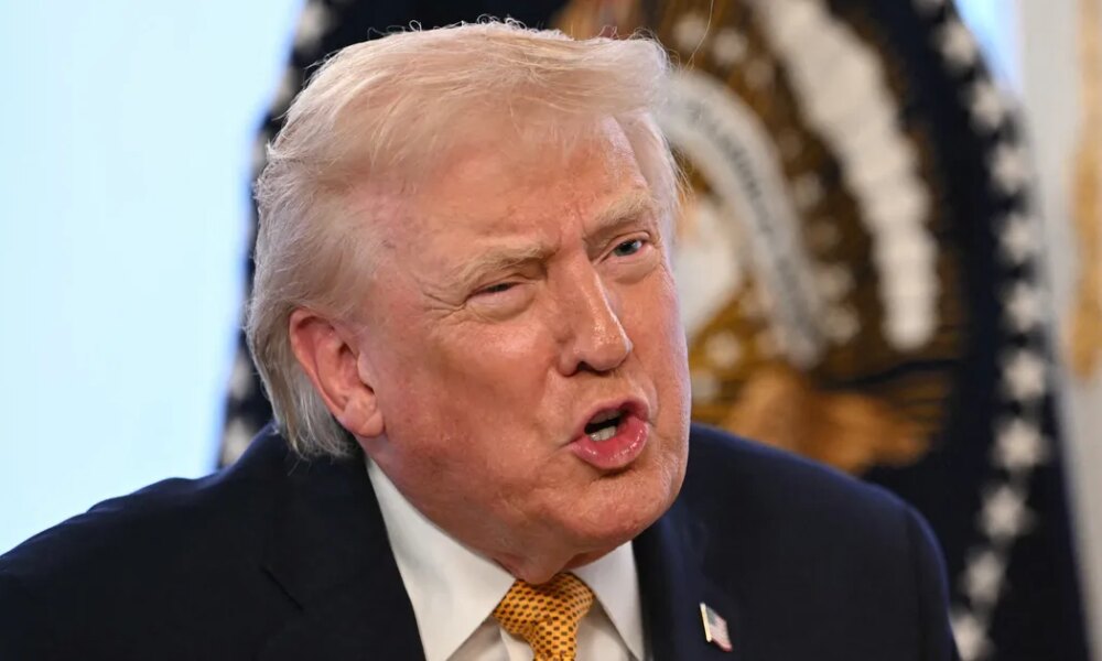 'Sleazebags': Trump Wishes A Merry Christmas To ... Epstein Island Visitors?!?