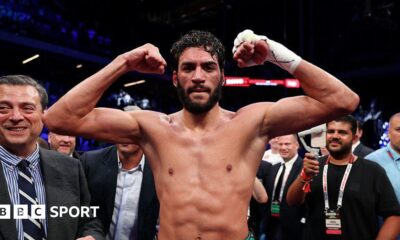 Hamzah Sheeraz celebrates after beating Edgar Berlanga in July