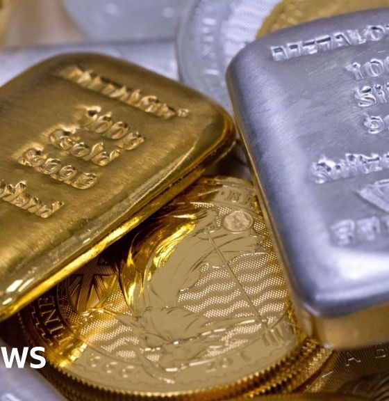 Gold and silver see rollercoaster end to blockbuster year
