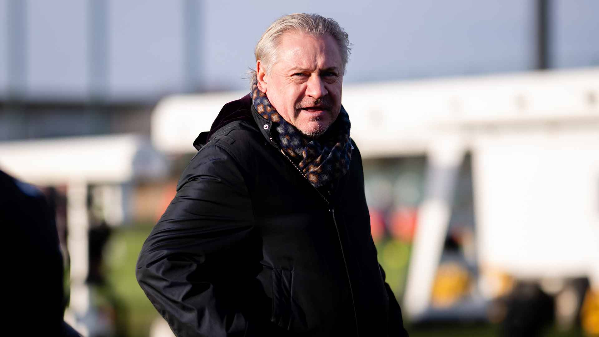 Kanchelskis tours Carrington