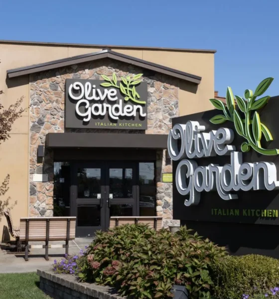 Olive Garden menu innovations help raise revenues for Darden