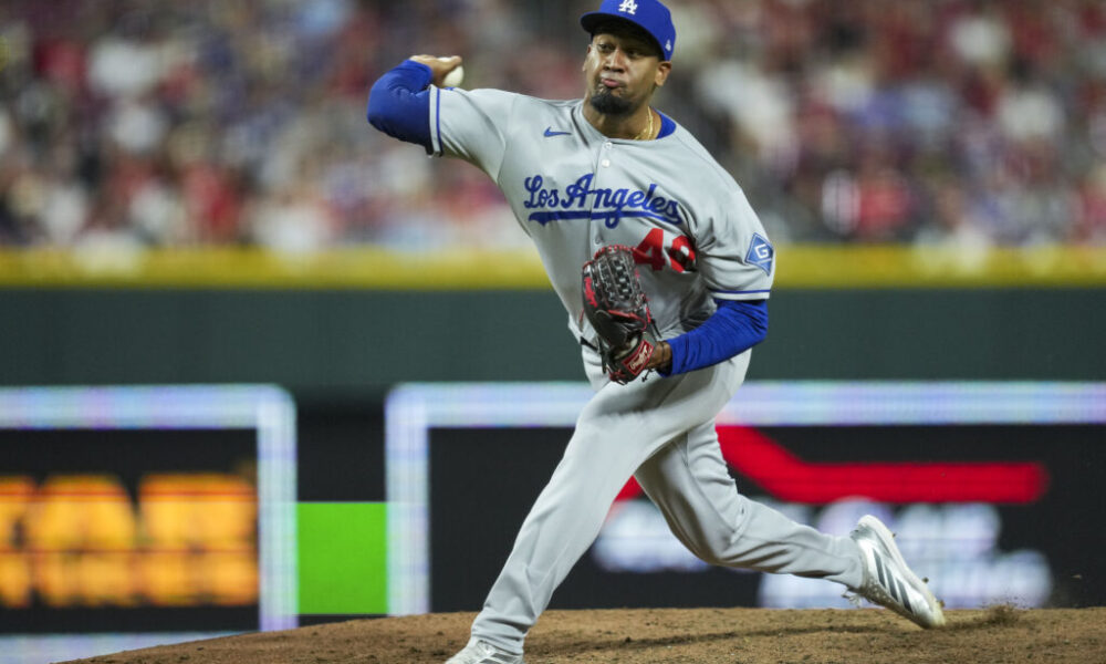 Rangers To Sign Alexis Diaz